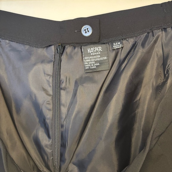 NWT Women’s Black Kasper Stretch Crepe Skirt Size 26W - Picture 9 of 9